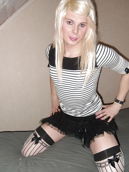 Sexy Young Tranny