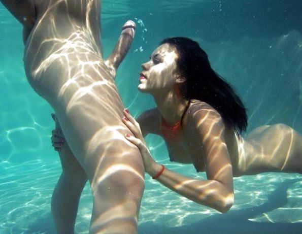 Nude Swimming Pictures