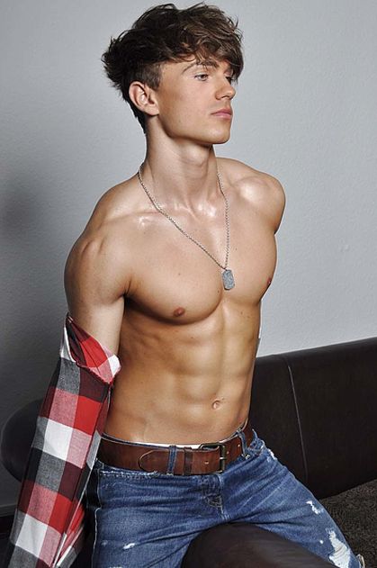 Sexy Male Teen Models