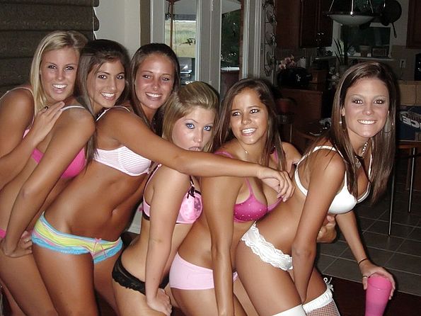 Group Of Skinny Teen Girls