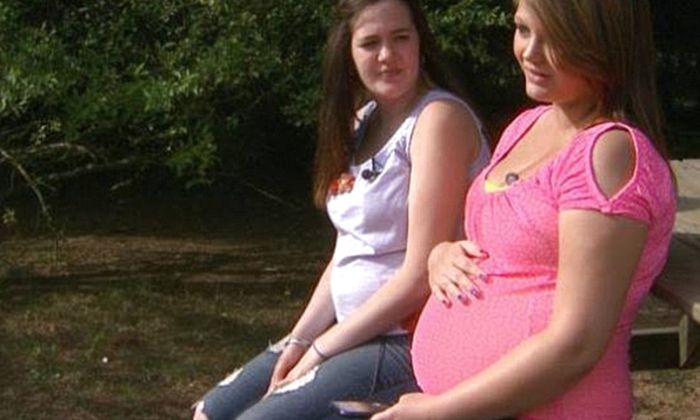 Video Pregnant Young Woman Abd Teen Boy