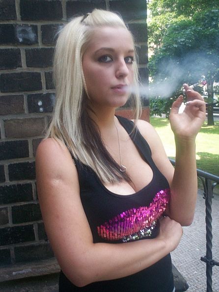 Bbw Smoking Teen